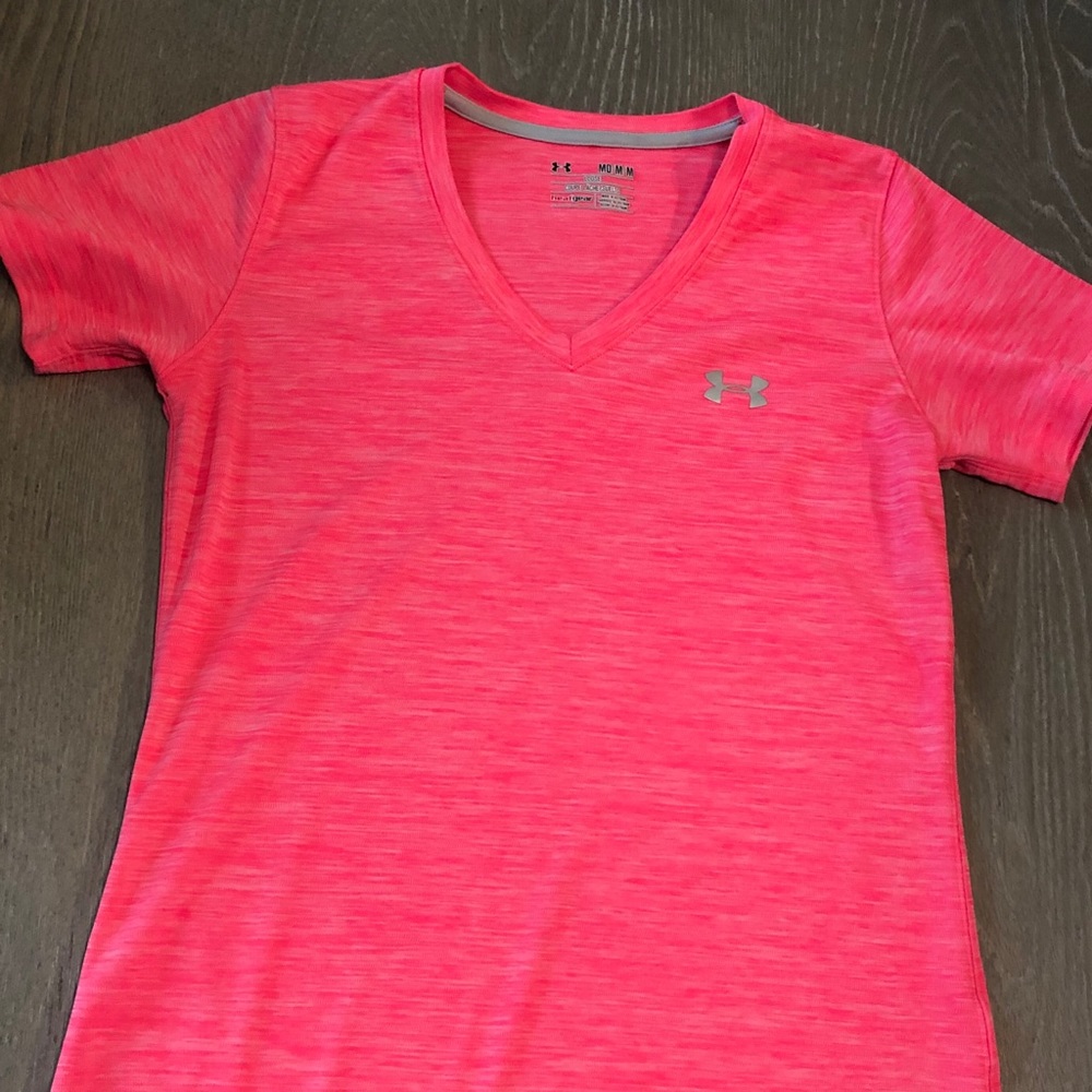 Under Armour short sleeve shirt